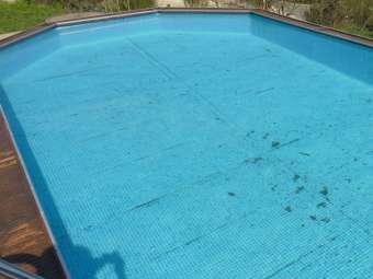 Piscine avant Aquabot